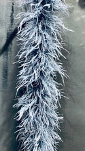 Load image into Gallery viewer, Ostrich Feather Boa