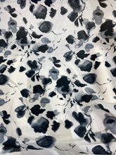 Load image into Gallery viewer, Printed Linen
