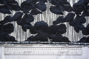 Leos Textile Image