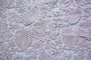 Soft Thatch Pink Guipure Lace